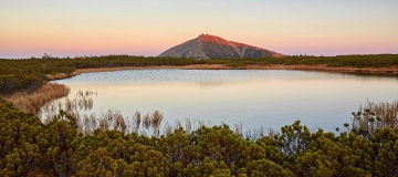 Stay in the mountains with last free night