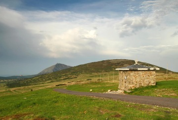 Na Sněžku přes Luční Boudu